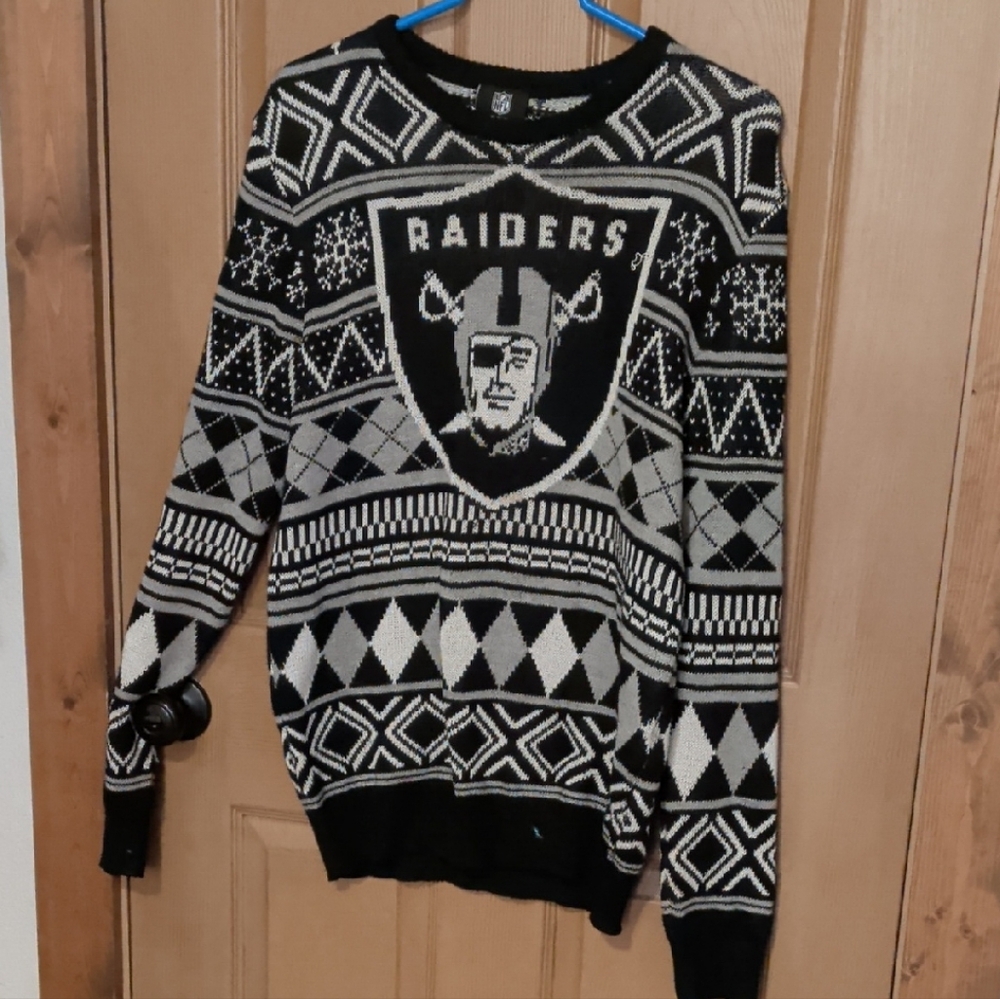 Raiders Black and Gray Crewneck Sweater